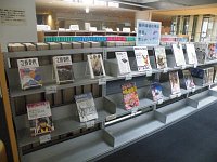 新聞雑誌コーナー「創刊節目の年の雑誌、集めました」会場の様子