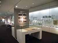 企画展「津波を伝える記録と文学」会場の様子