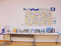 3階ミニ展示コーナー「図書館スタッフ おすすめの本」会場の様子